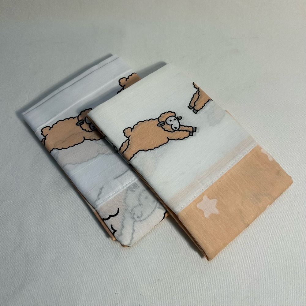 Vintage Criterion, Baby Lamb Pillowcase set (2)